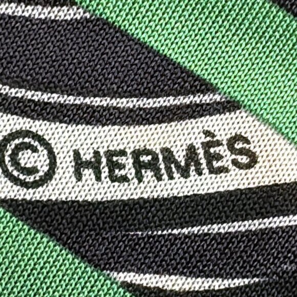 Auth HERMES Carre 90 - Cream Black Multi Scarf - Picture 3 of 4